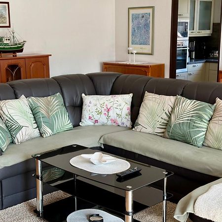 שוולם Lichtdurchflutete Grosse Wohnung מראה חיצוני תמונה