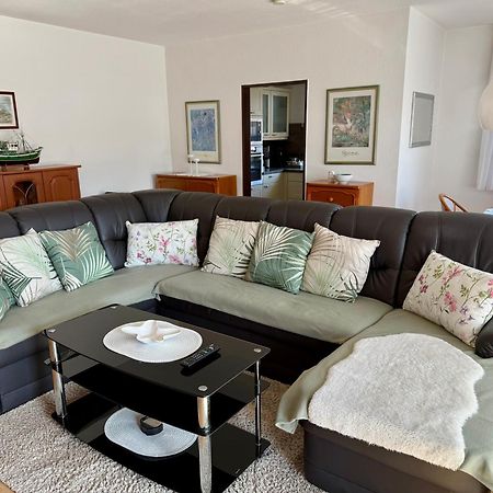 שוולם Lichtdurchflutete Grosse Wohnung מראה חיצוני תמונה