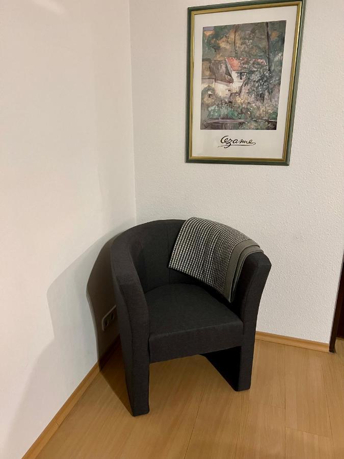 שוולם Lichtdurchflutete Grosse Wohnung מראה חיצוני תמונה