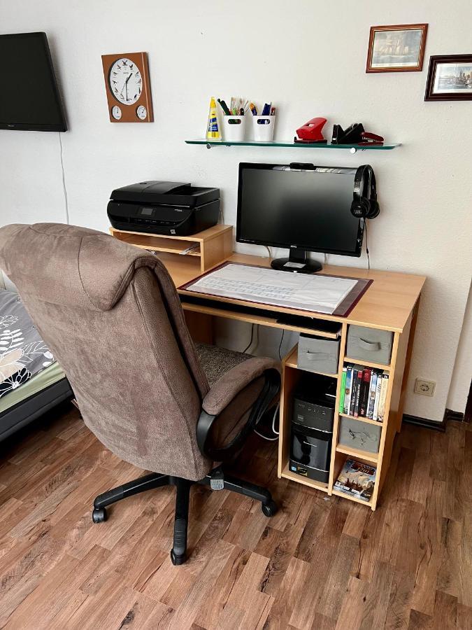 שוולם Lichtdurchflutete Grosse Wohnung מראה חיצוני תמונה
