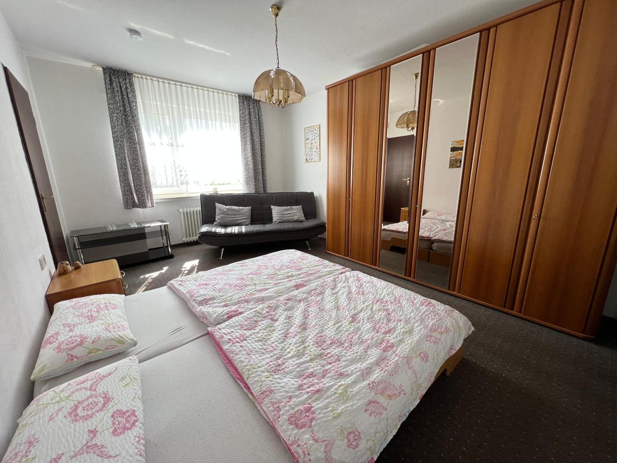 שוולם Lichtdurchflutete Grosse Wohnung מראה חיצוני תמונה