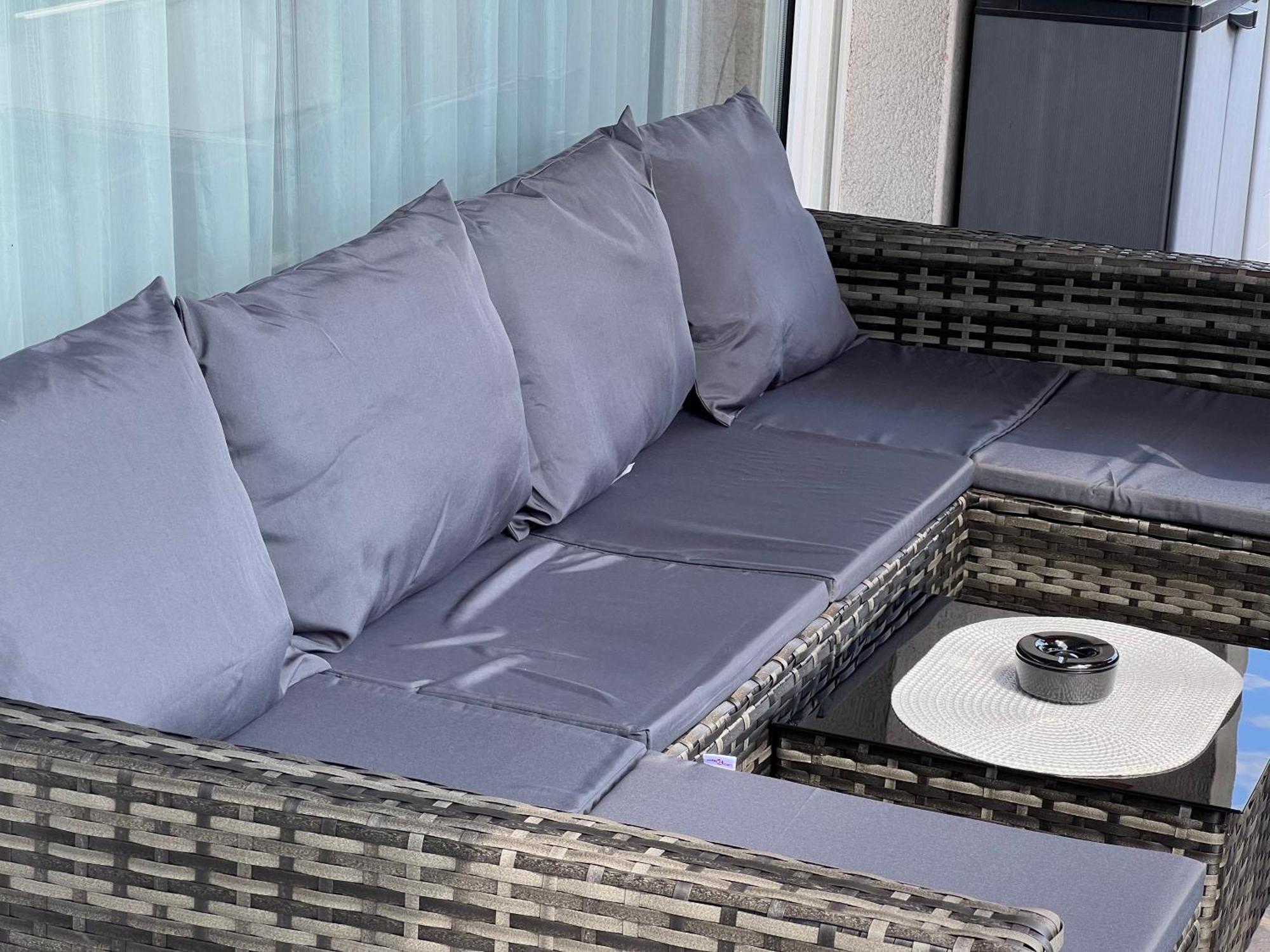 שוולם Lichtdurchflutete Grosse Wohnung מראה חיצוני תמונה